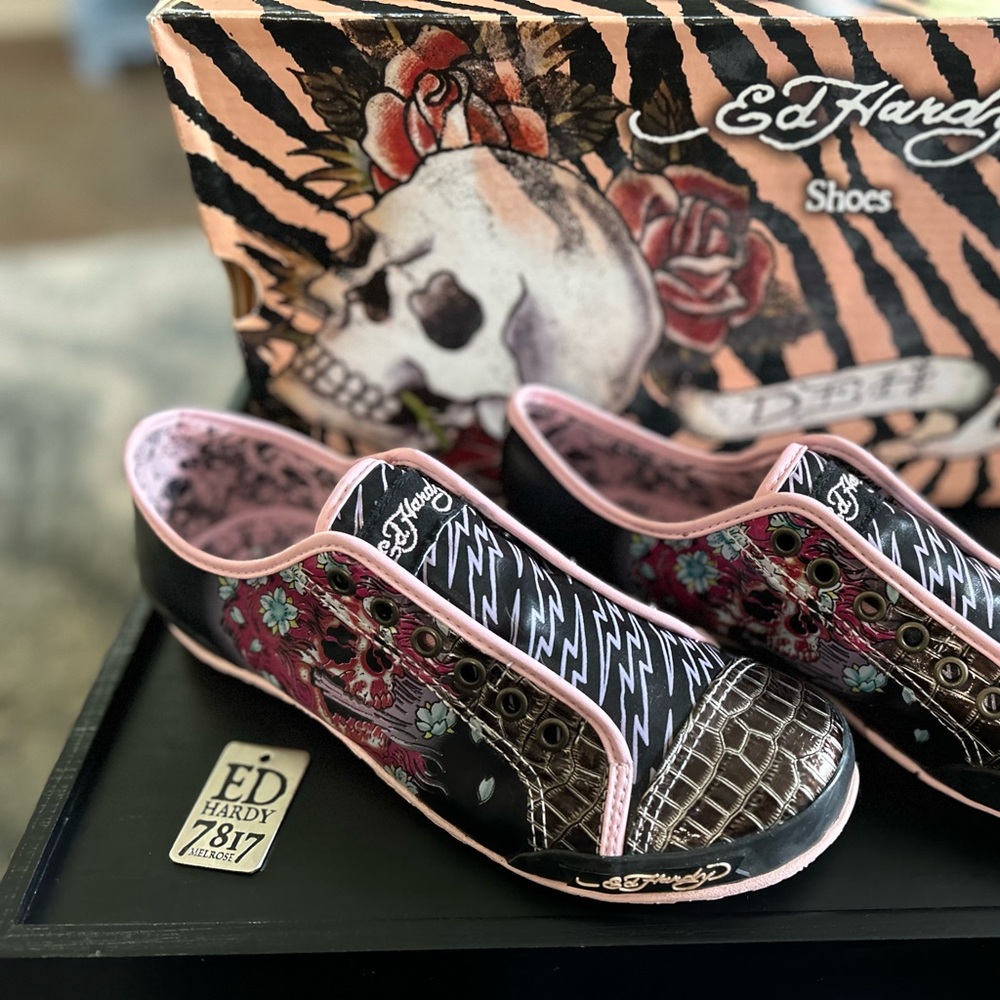 ED HARDY “Ellerise” Women’s Sneakers, size 8, NEW IN BOX